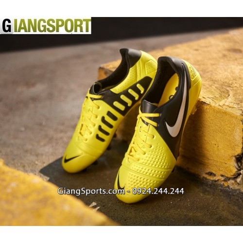 Giày sân cỏ tự nhiên Nike CTR360 FG